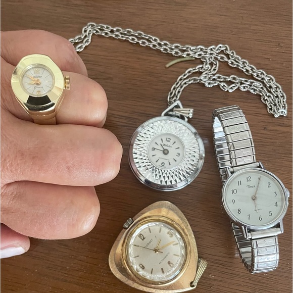 dorset Accessories 4 Vintage Watches Incl Antique Dorset Pocket